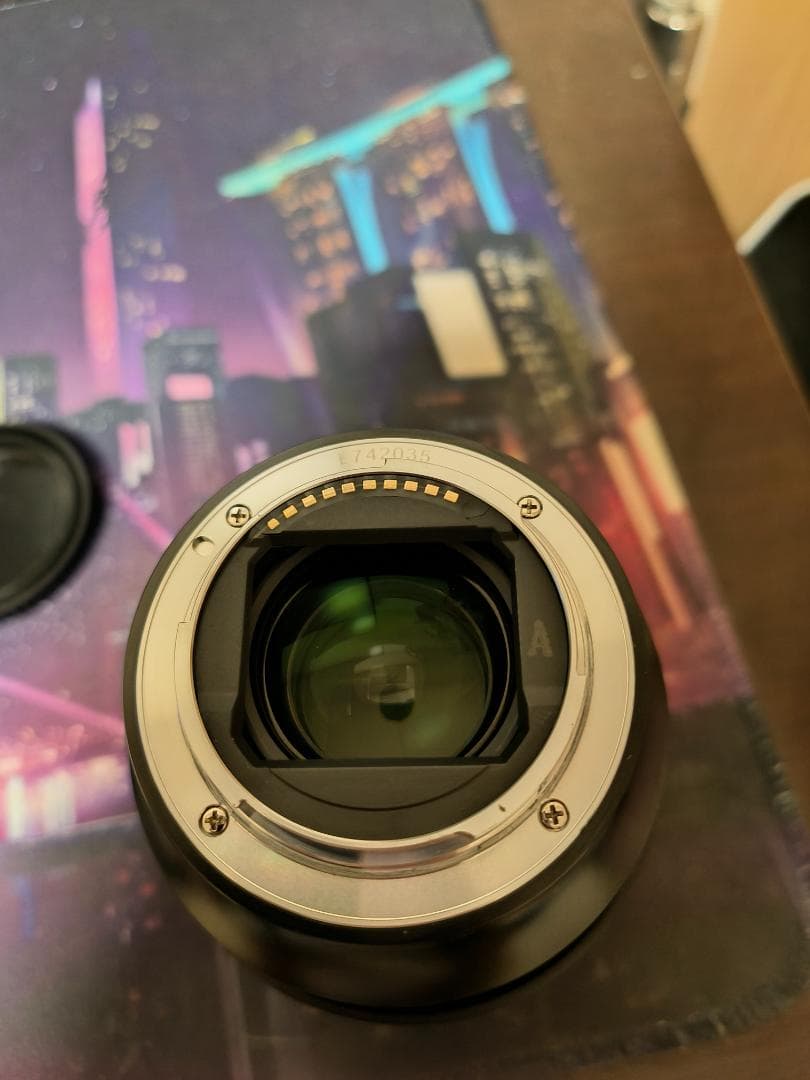 TOKINA atx-m 85mm F1.8 FE ソニーEマウント