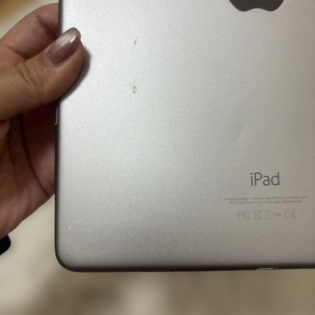 iPad Proシルバー 本体(ジャンク品)