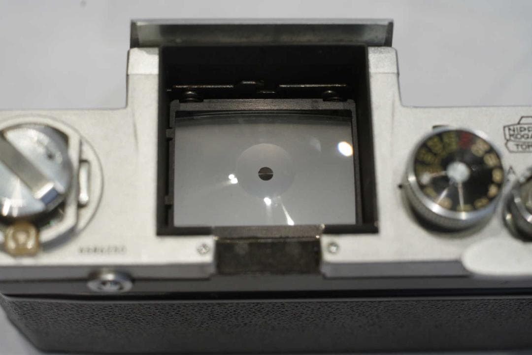 Nikon F シルバー　前期　658万番台　動作良好