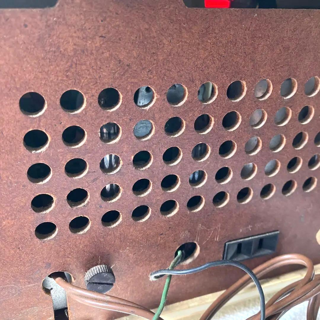 シルバーラジオ RT-500真空管式ラジオ？　白砂電気株式会社