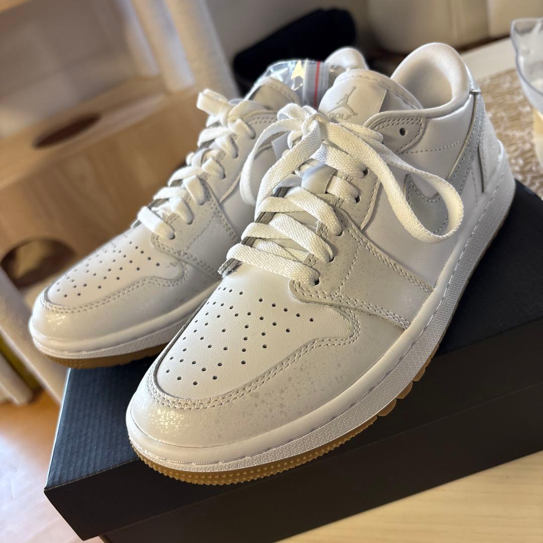 NIKE エアジョーダン1low G