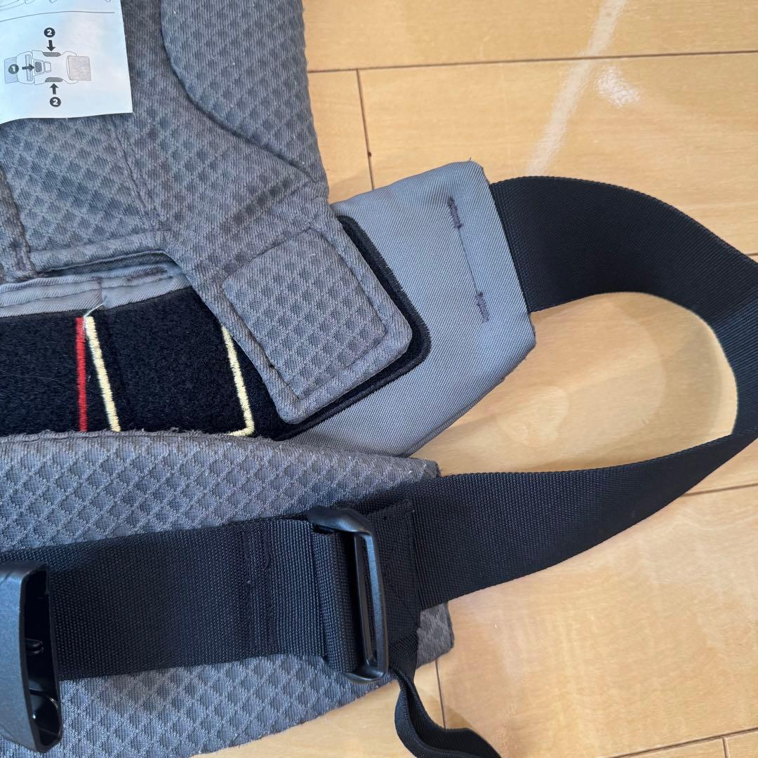 ergobaby OMNI Breeze グラファイトグレー