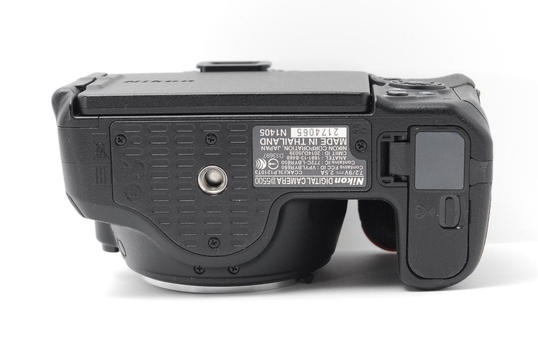 【使用感少の美品】Nikon D5500　WiFi搭載モデル　スマホ転送　自撮り