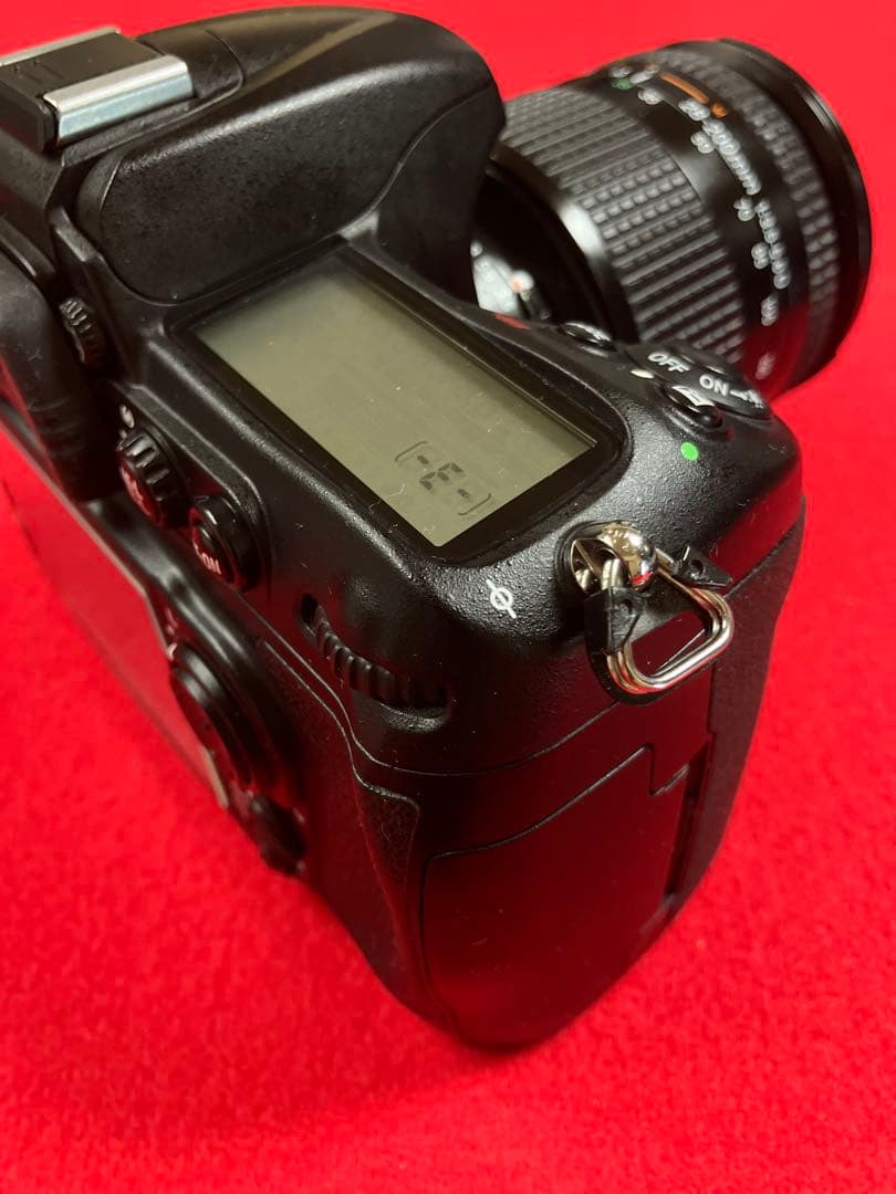 衝撃　これが美品！ Ｄ300 純正28-200mm バンフ