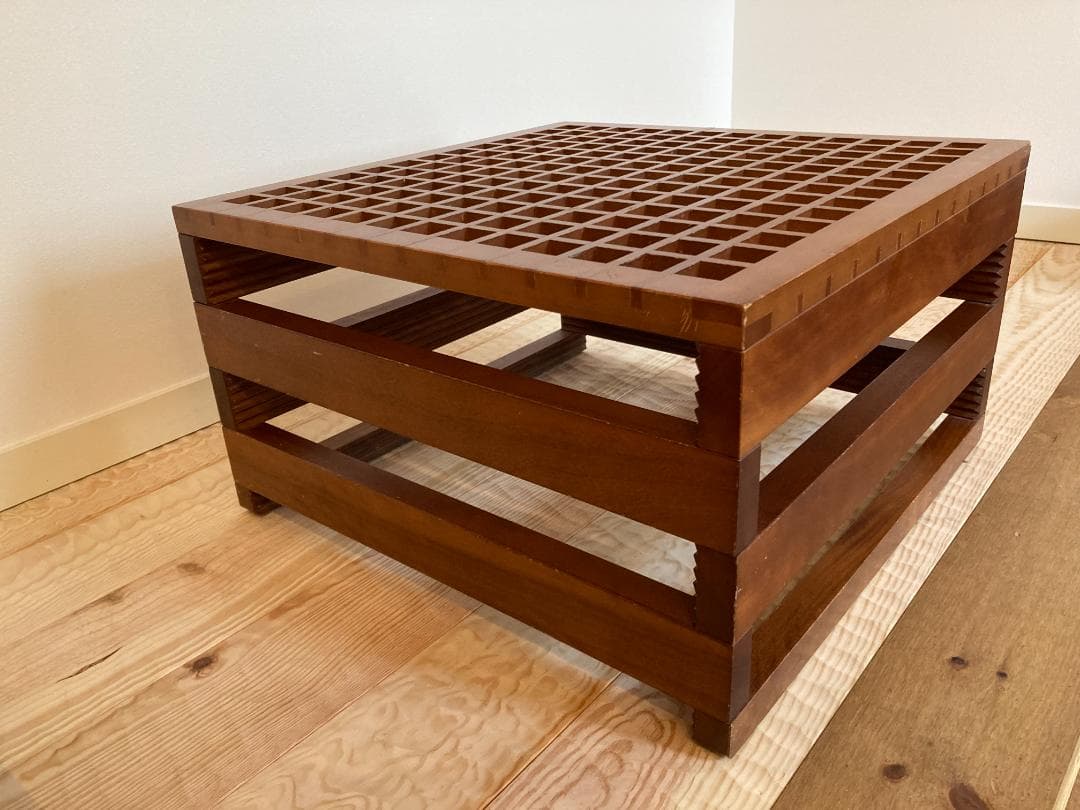 ベラート Bellato テトラ Tetra コーヒーテーブル