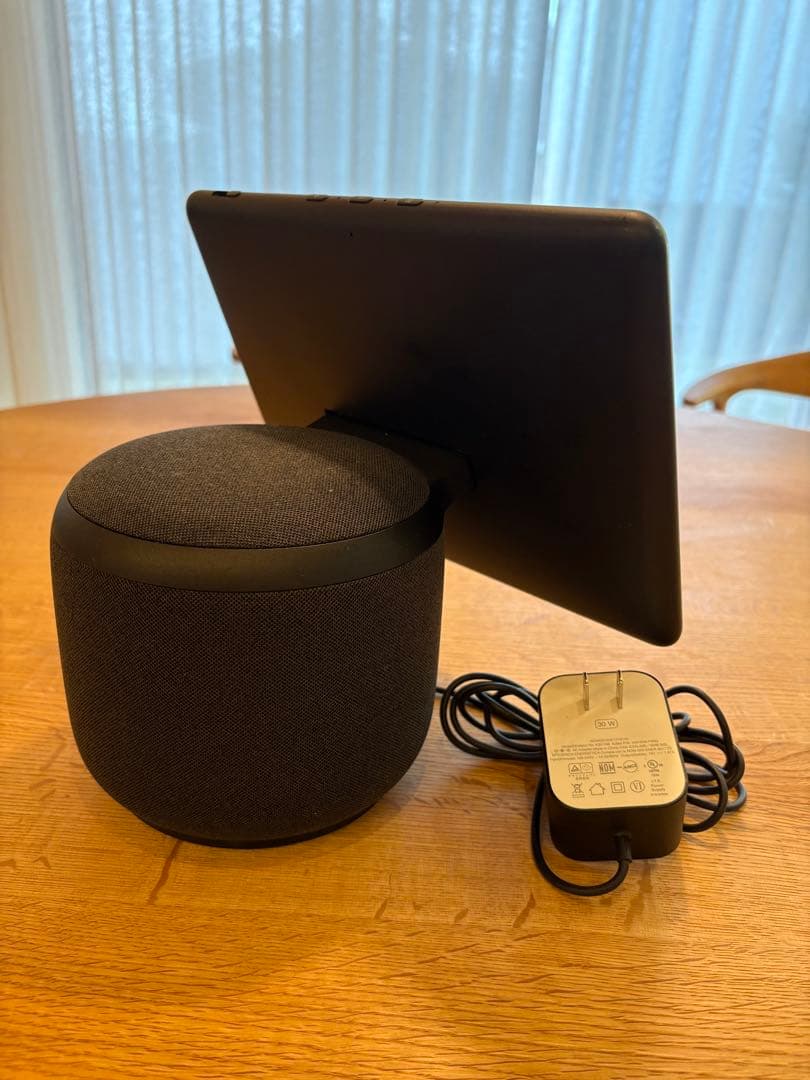 Amazon　Echo Show 10 第3世代 エコーショー10