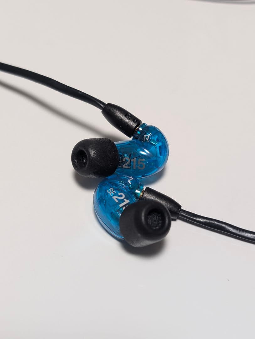 SHURE SE215 SPECIAL EDITION イヤフォン