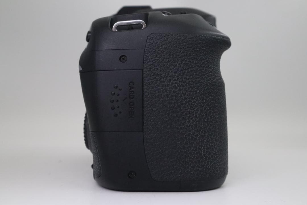 【美品】Canon EOS 80D デジタル一眼レフ 単焦点50mmレンズセット