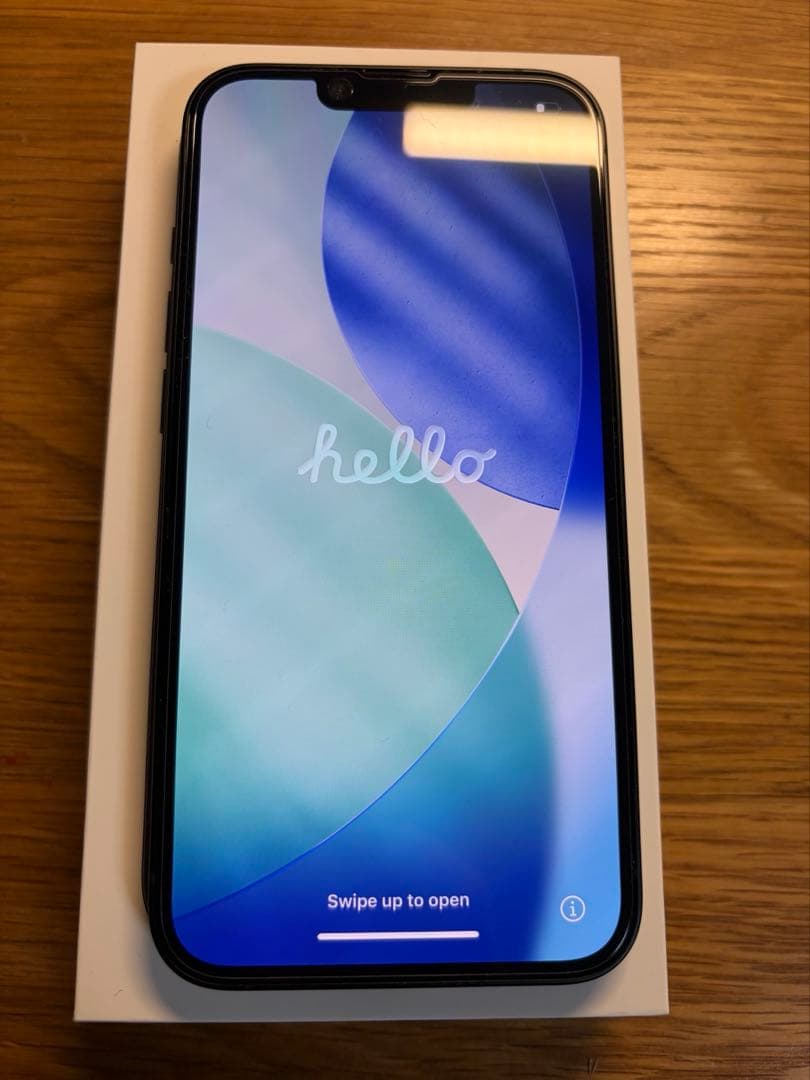 iPhone16e 128GB ブラック本体　新品同様