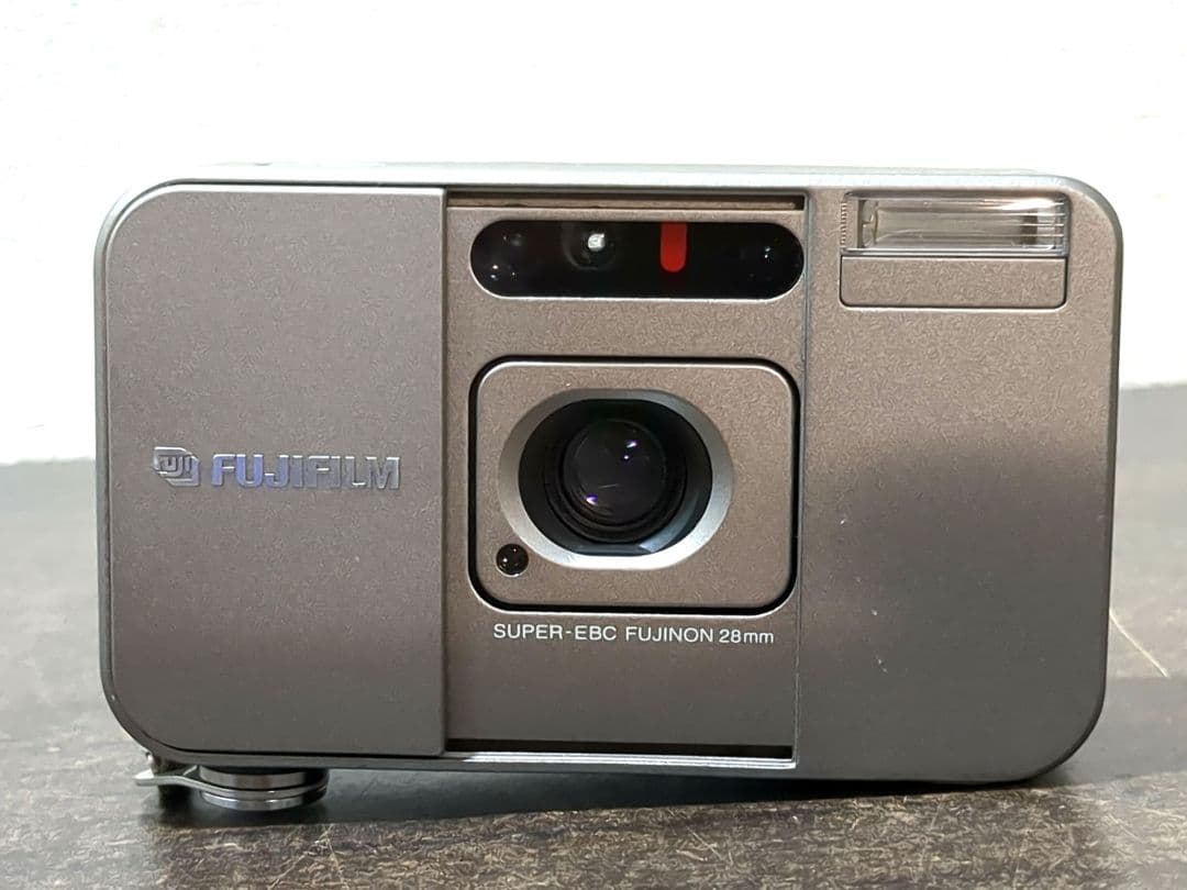 FUJIFILM TIARA コンパクトカメラ SUPER-EBC 28mm
