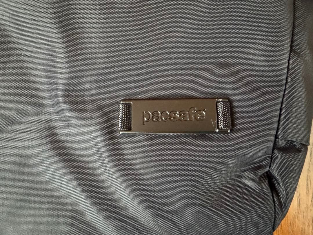 PacSafe パックセーフ シティーセーフ 200 GII ブラック