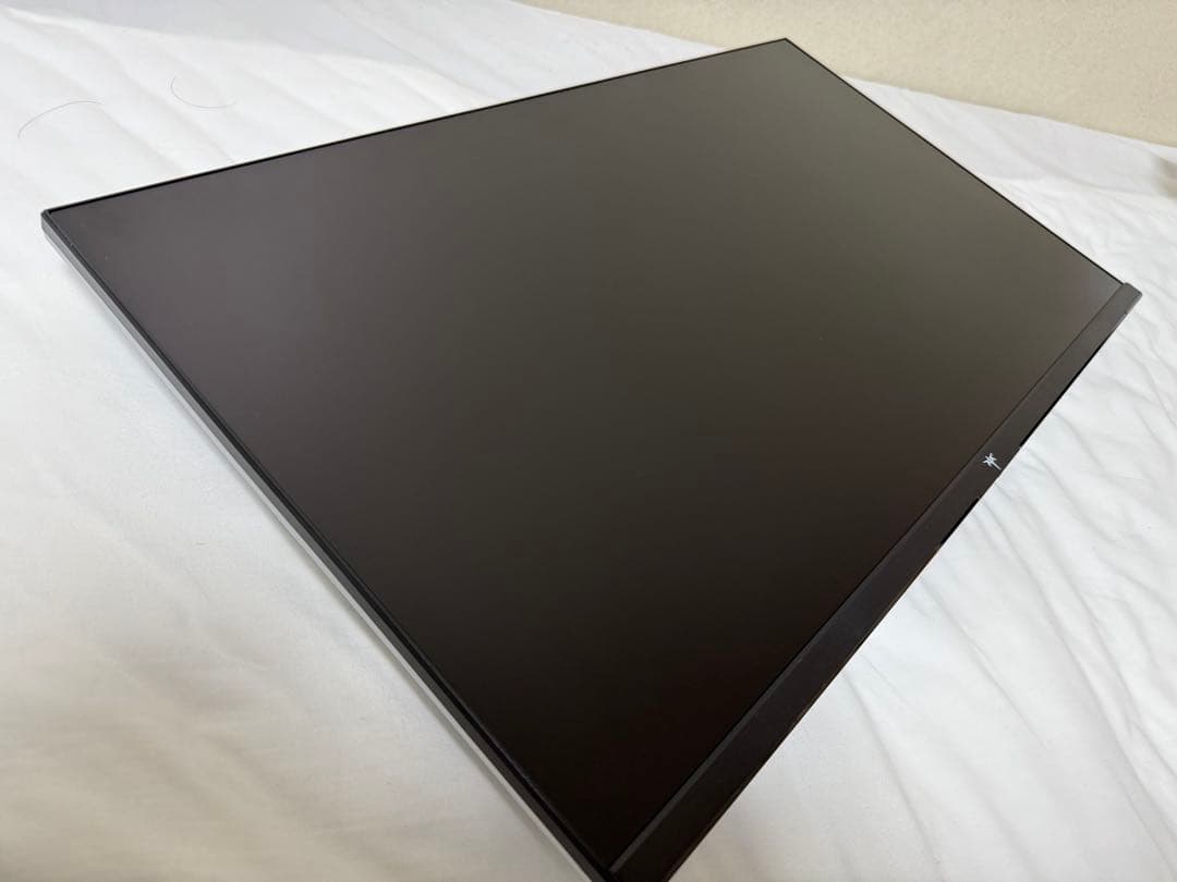 ギル　ゲーミングモニター