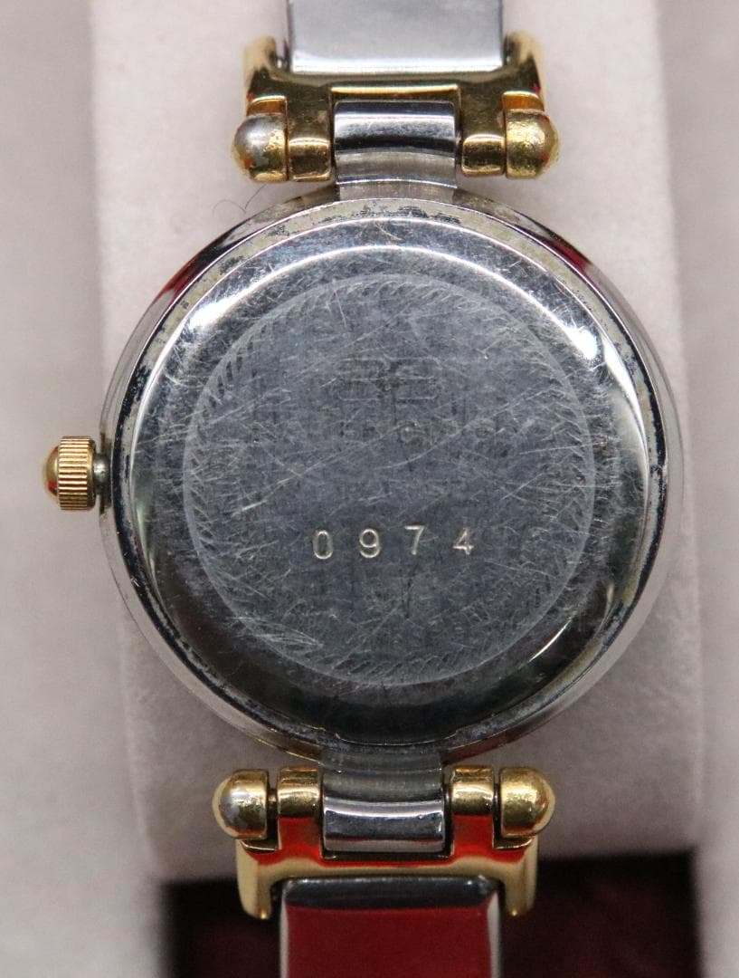 〇BALENCIAGA バレンシアガ レディース 腕時計 クォーツ 箱付き