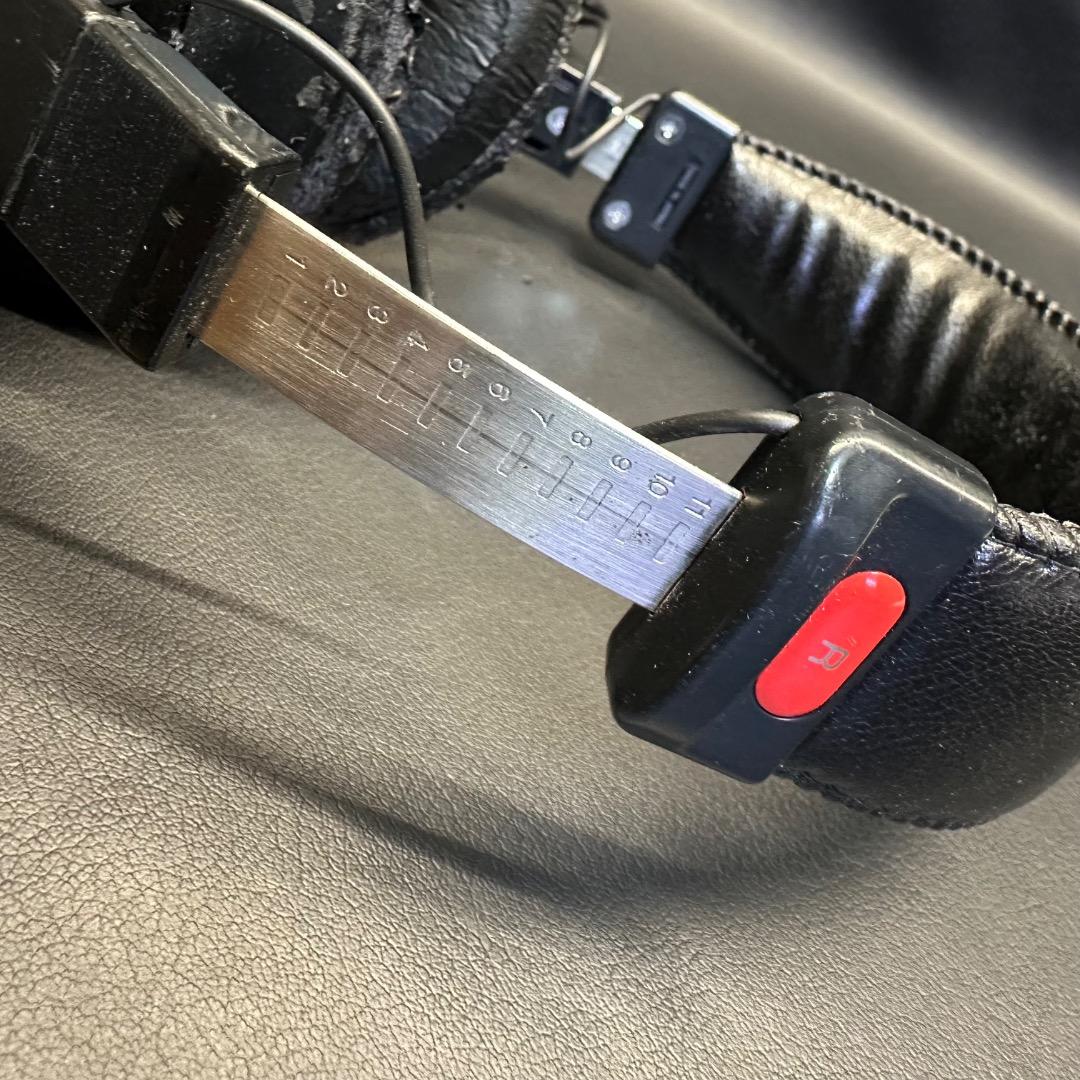 ♡Hb裏右1008 SONY 有線 密閉型スタジオモニターヘッドホン 黒