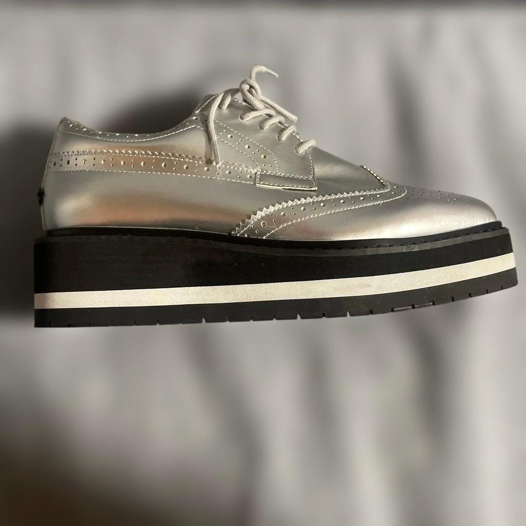 St.ANDREWSセントアンドリュース25スパイクレス シルバーゴルフシューズ