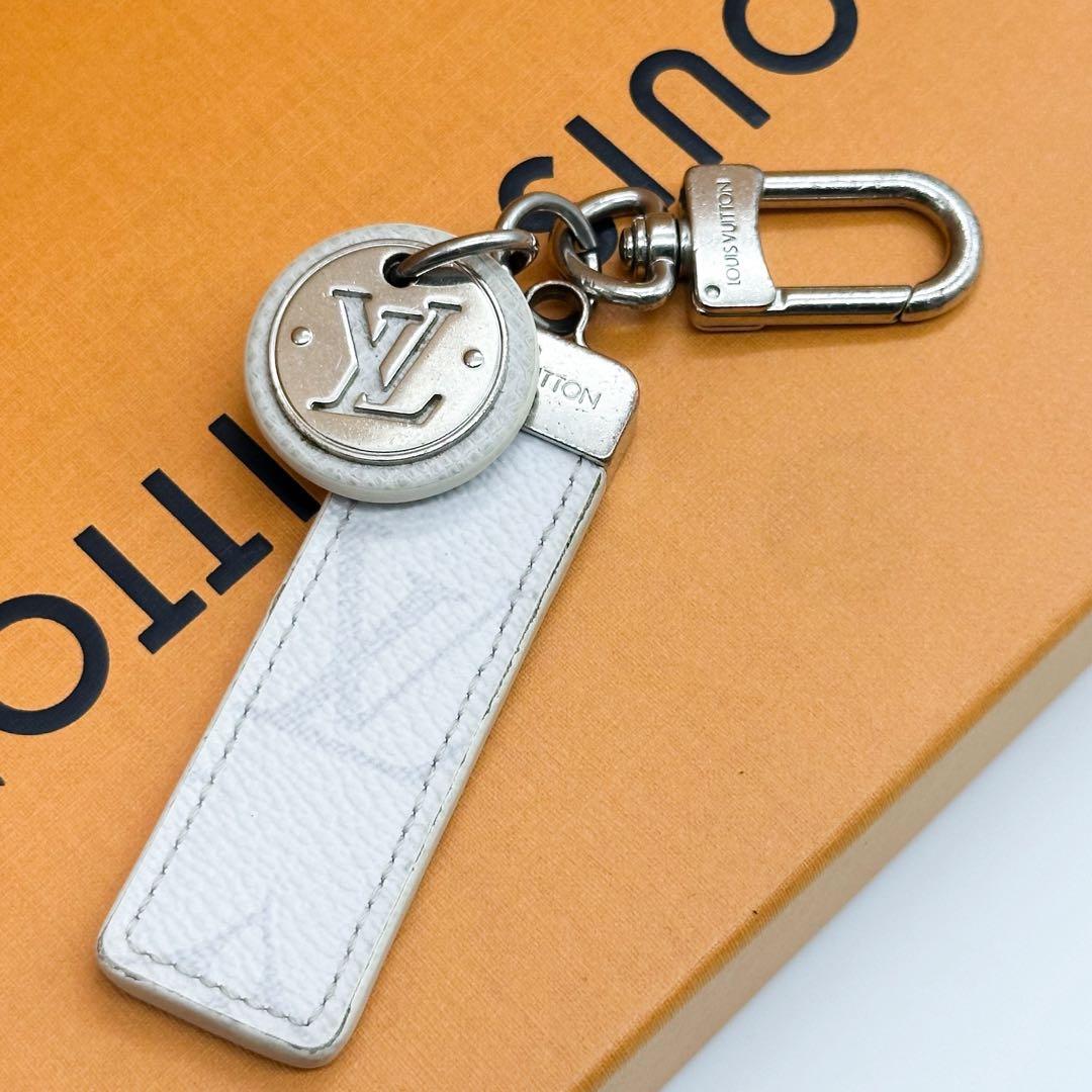 ルイヴィトン ポルトクレ ネオ LV エクリプス タイガ キーホルダー チャーム