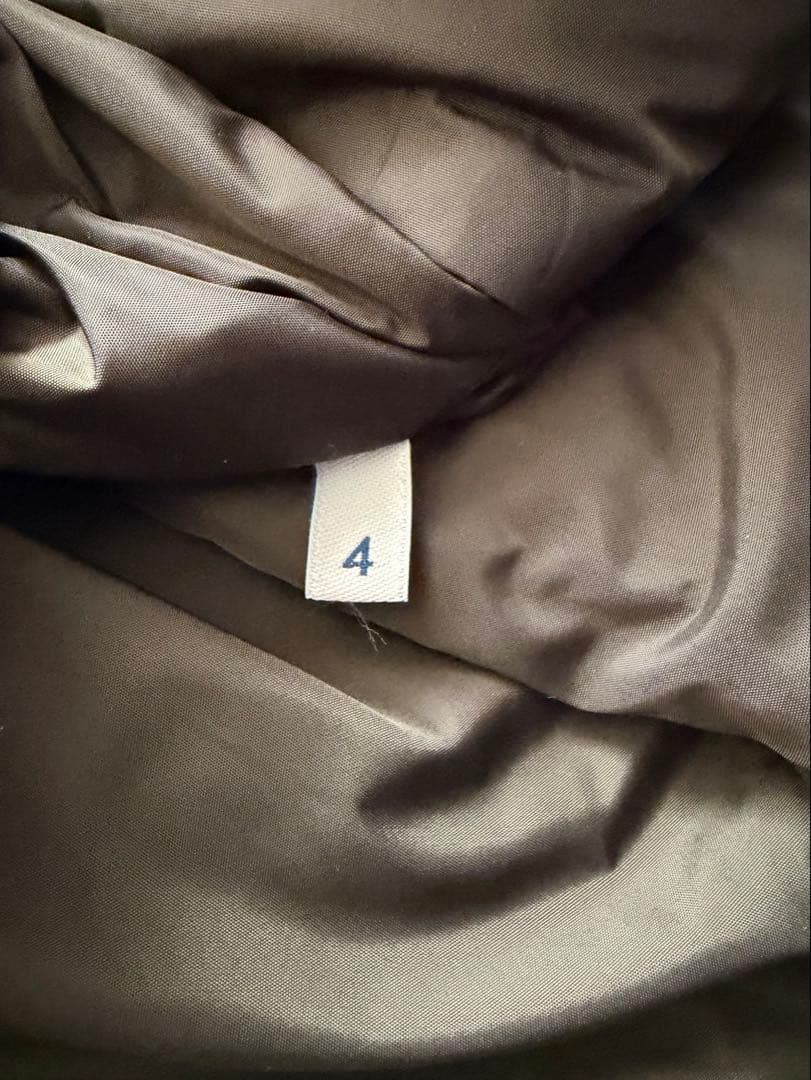 即購入大歓迎P専用 モンクレール　ナイロンジャケット　カーキ　サイズ4