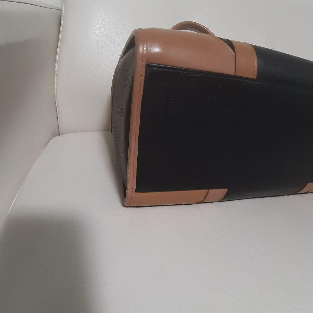 YSL エンボス加工 ハンドバッグ　イヴ・サンローラン　ミニボストン総柄　レザー