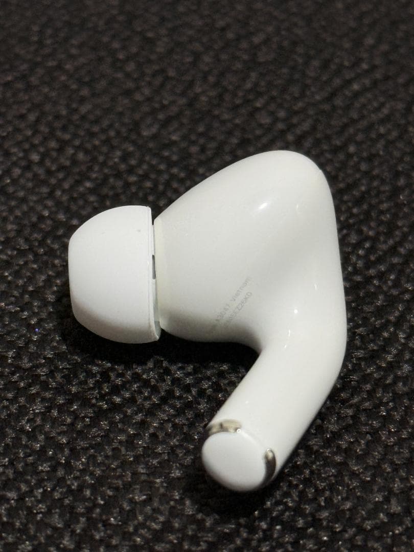 美品 Apple AirPods Pro 第2世代 A3047 右耳のみ R
