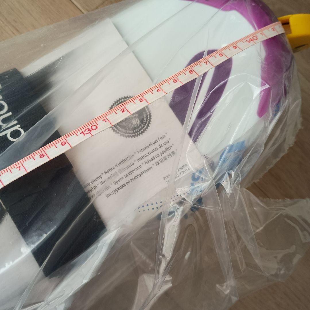 スキー板とスキーブーツ