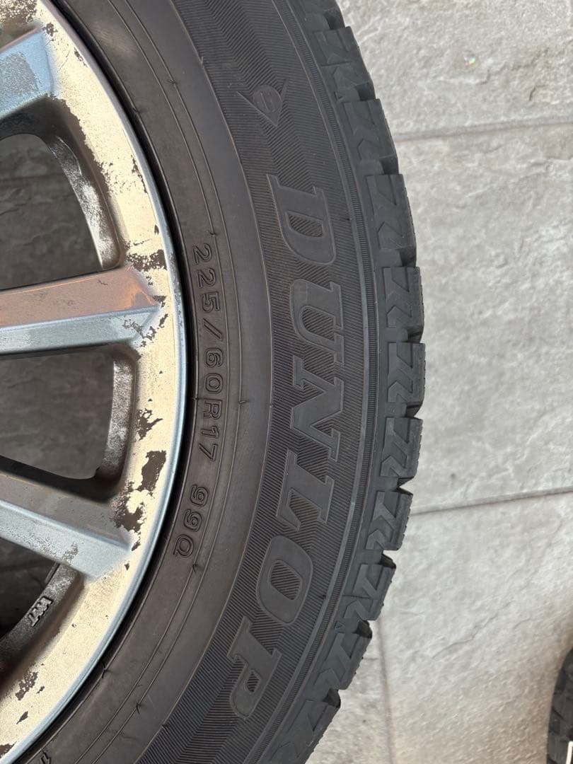 30アルファード　スタッドレス　DUNLOP 225/60R17 ホイールセット