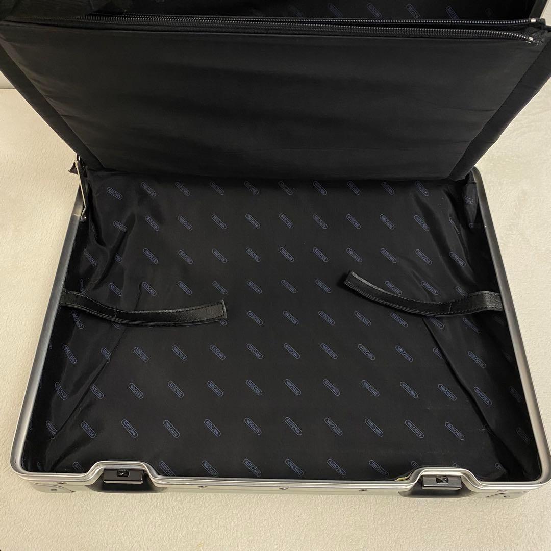 【美品希少】RIMOWA リモワ アタッシュケース シルバー ビジネス