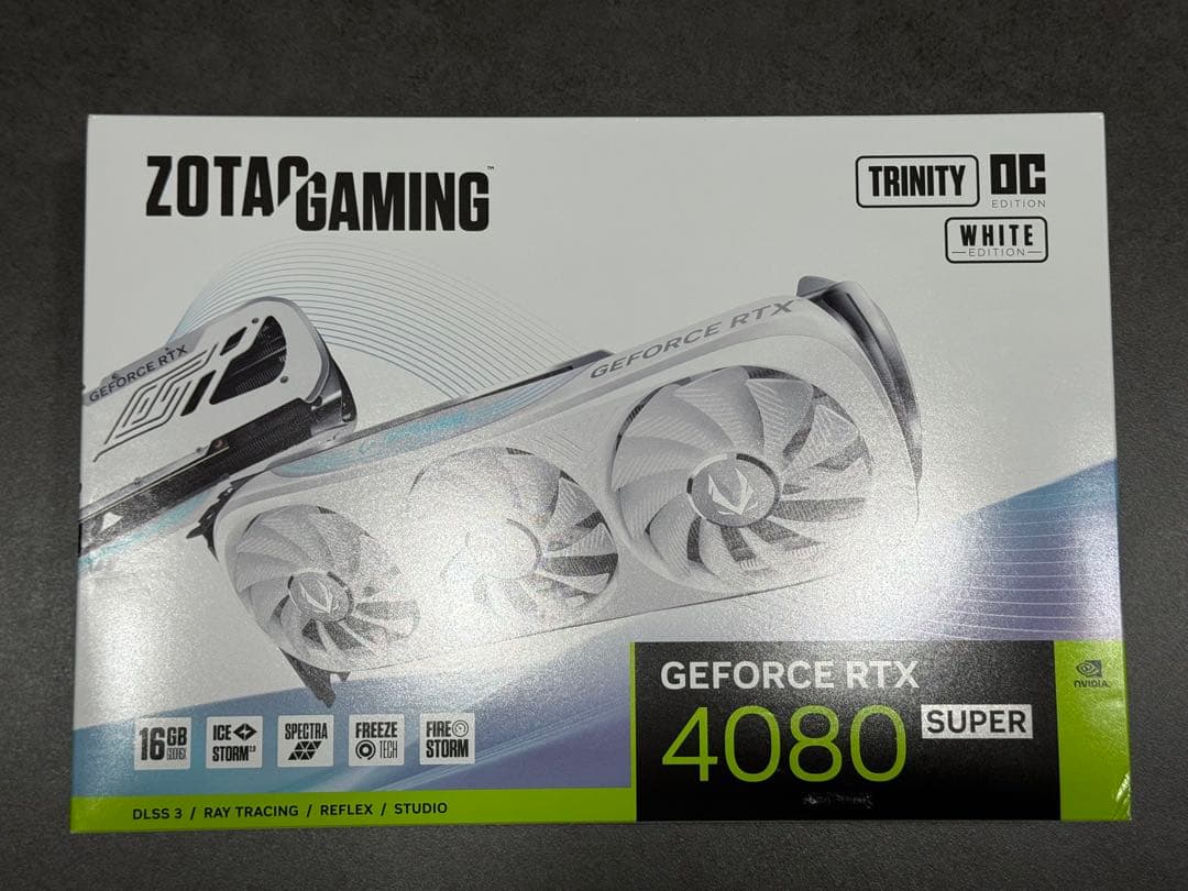 ZOTAC Gaming GeForce RTX 4080 SUPER ホワイト