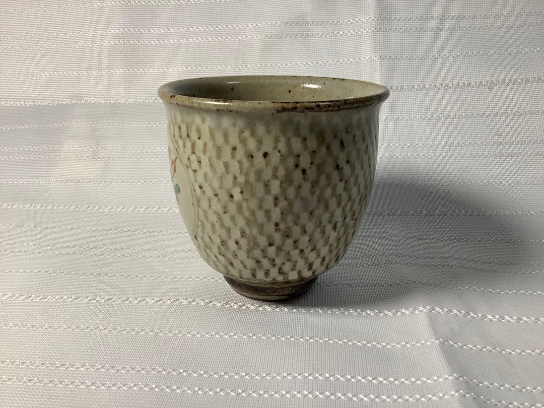 益子焼　島岡達三 象嵌赤繪草花文　湯呑み 人間国宝