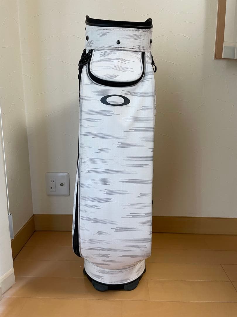 OAKLEY （オークリー）キャディバッグ
