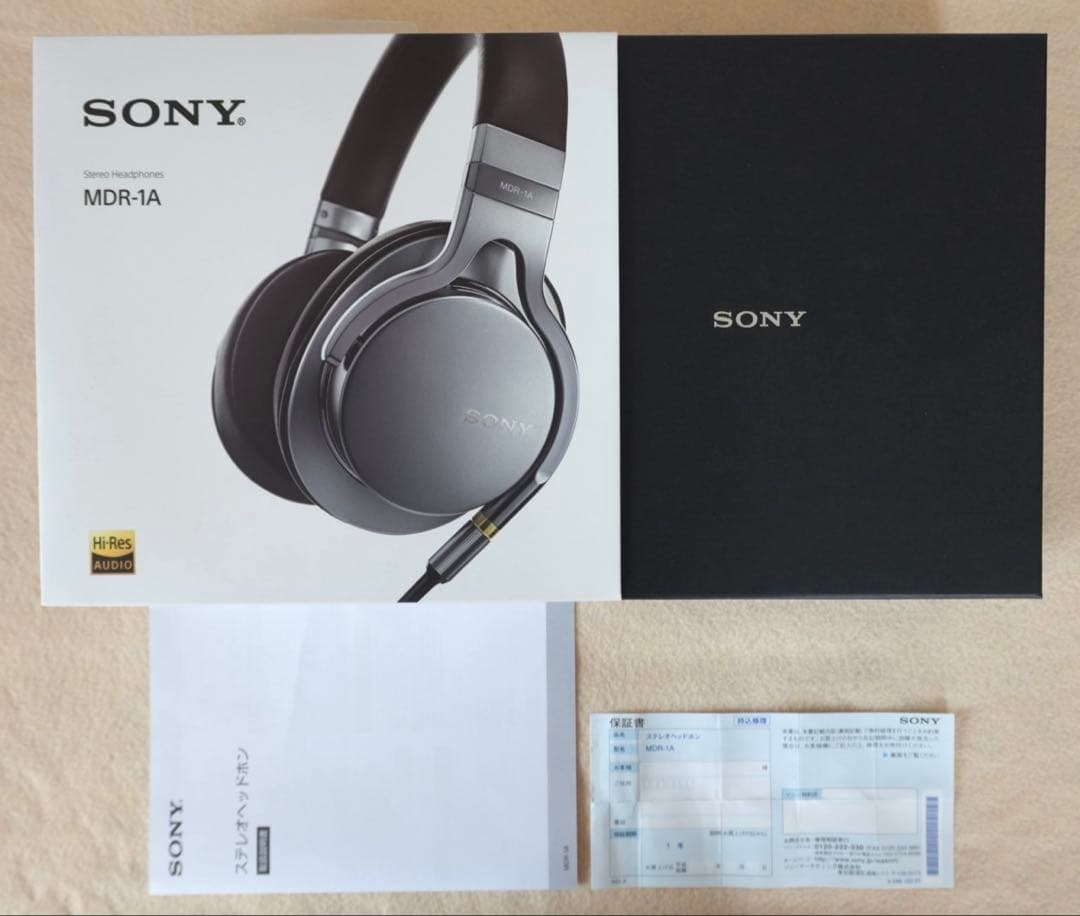 SONY ステレオヘッドホン MDR-1A（シルバー）