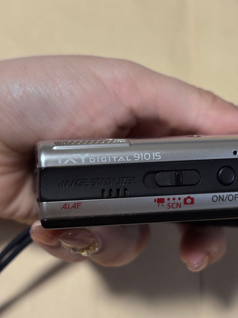 Canon IXY DIGITAL 8.0メガピクセル