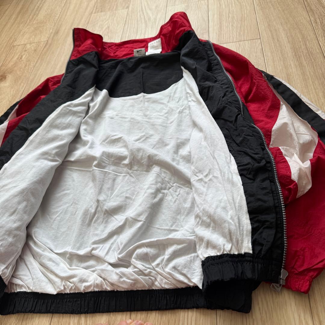 マ*ー様 NIKE 90s Nylon Jacket Black×Red｜刺繍ス