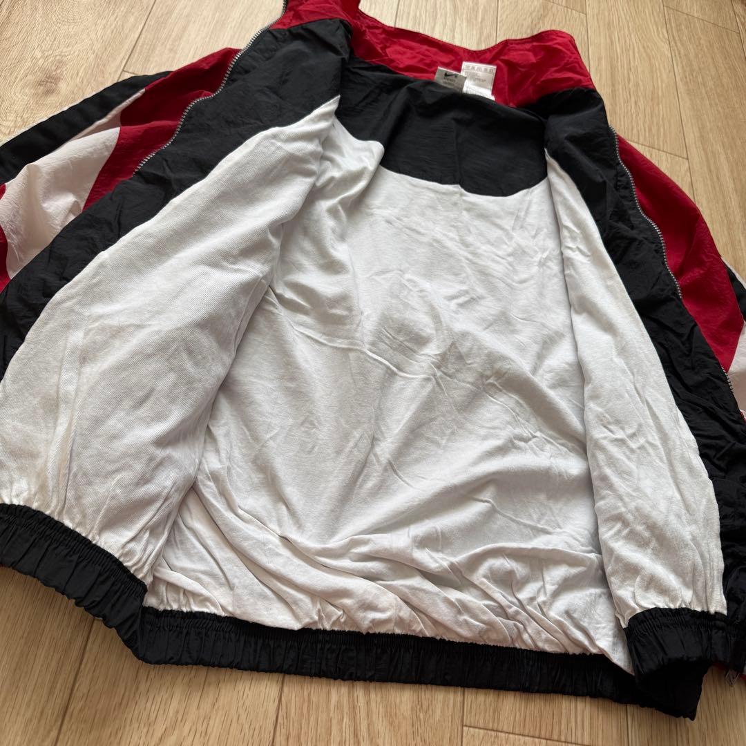 マ*ー様 NIKE 90s Nylon Jacket Black×Red｜刺繍ス