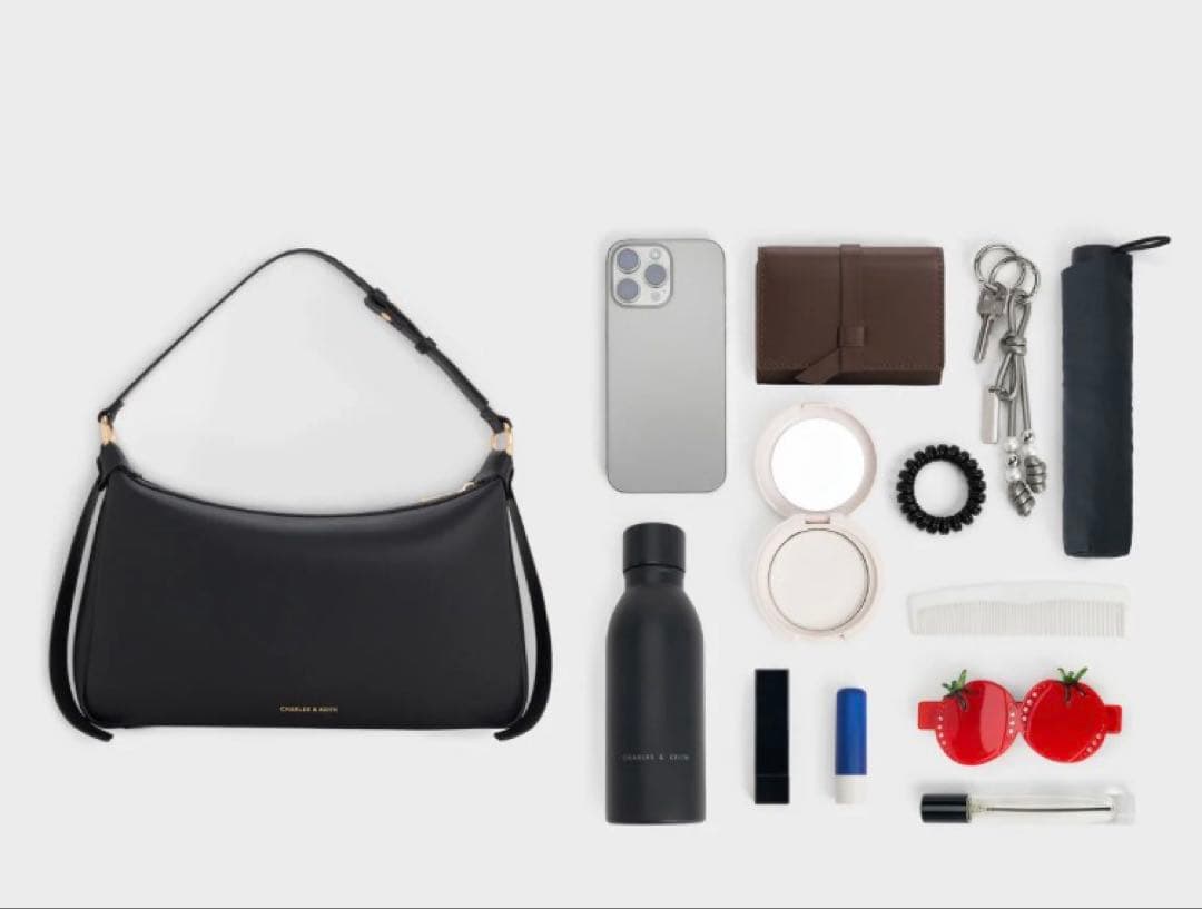 CHARLES & KEITH Calla カルラ ショルダーバッグ