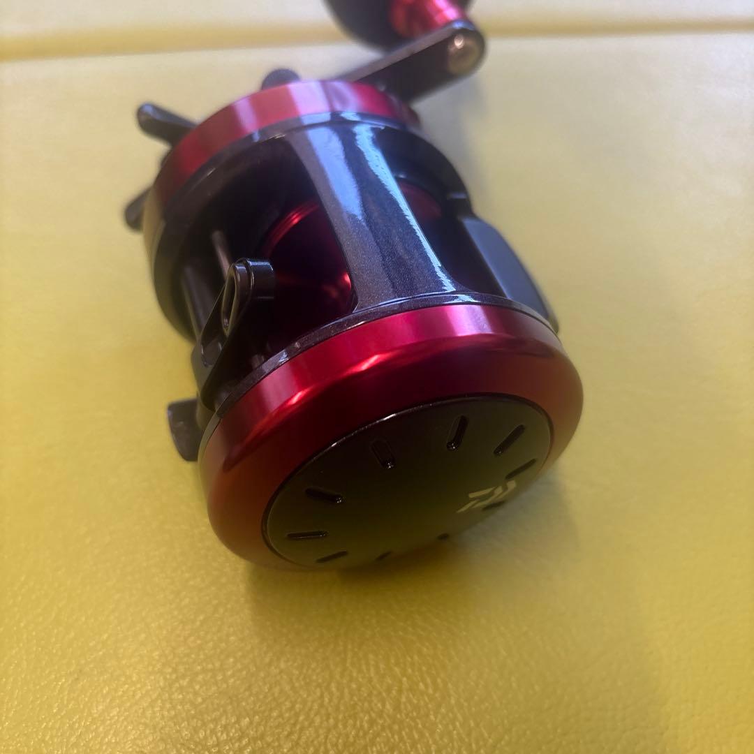 美品　ダイワ　ダイナスター　250 カスタム　Daiwa