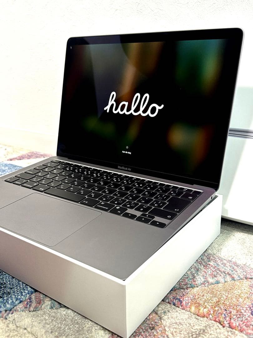 MacBook本体 Apple MacBook Air 256GB