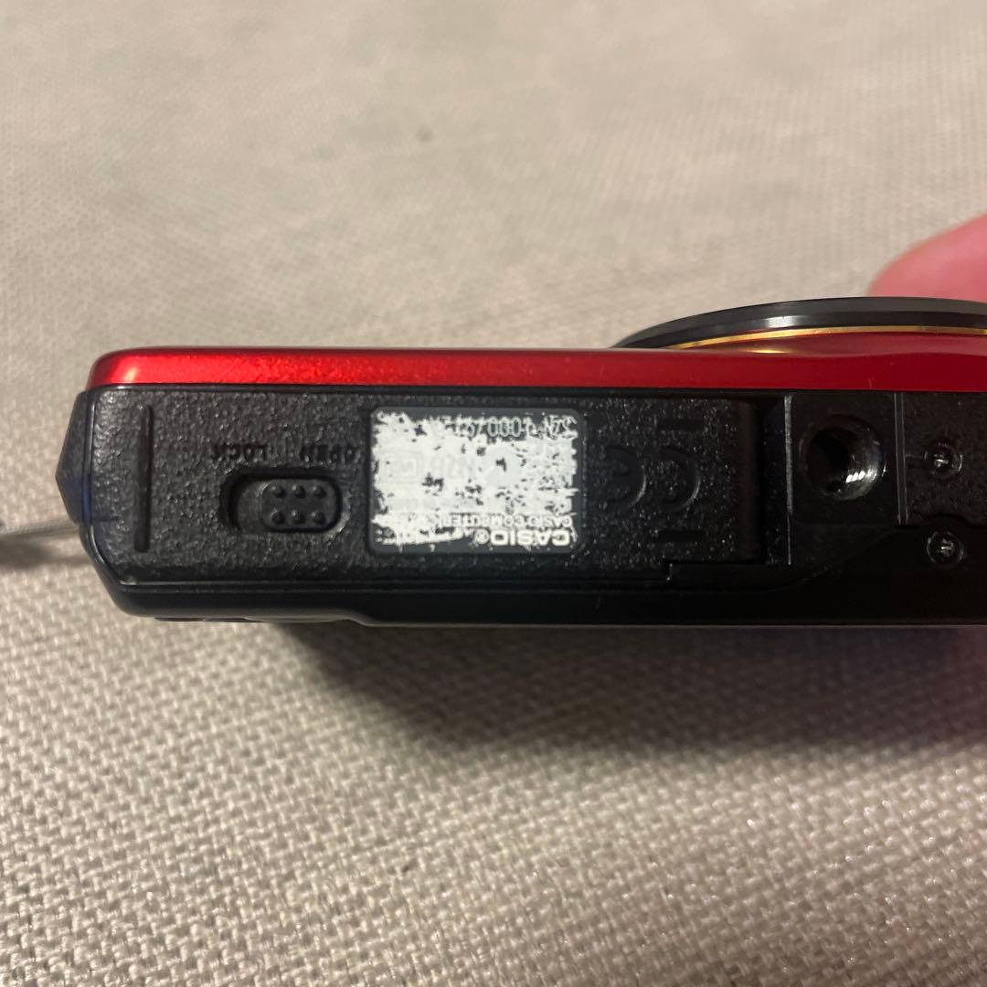 CASIO EXILIM EX-FC200S レッド　デジカメ
