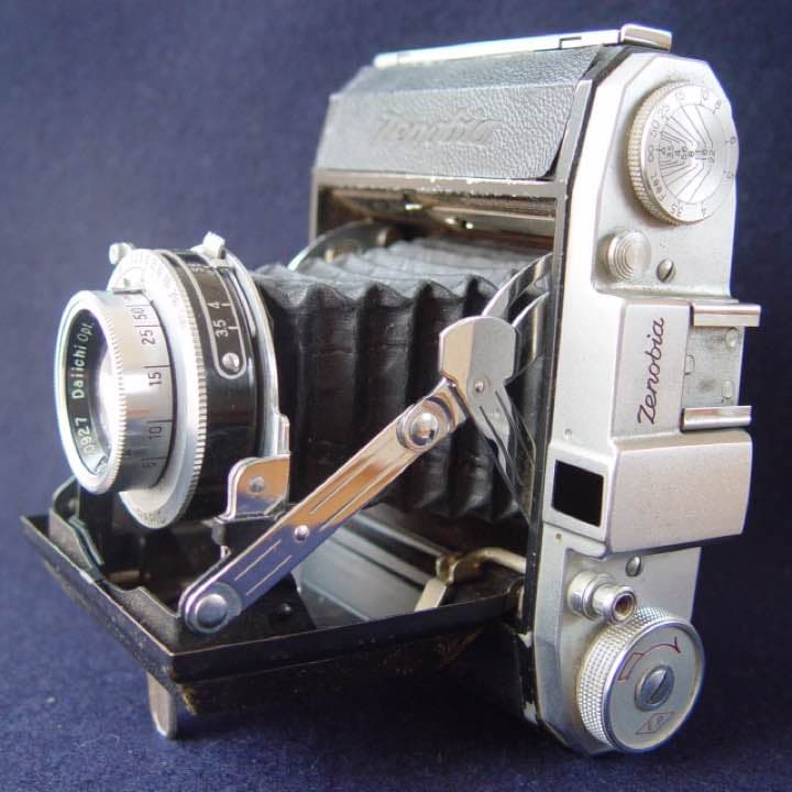 Zenobia(ゼノビア 蛇腹式カメラ)