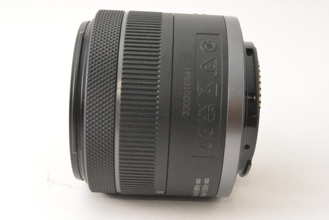 キャノン　Canon RF 24-50mm F4.5-6.3 IS STM