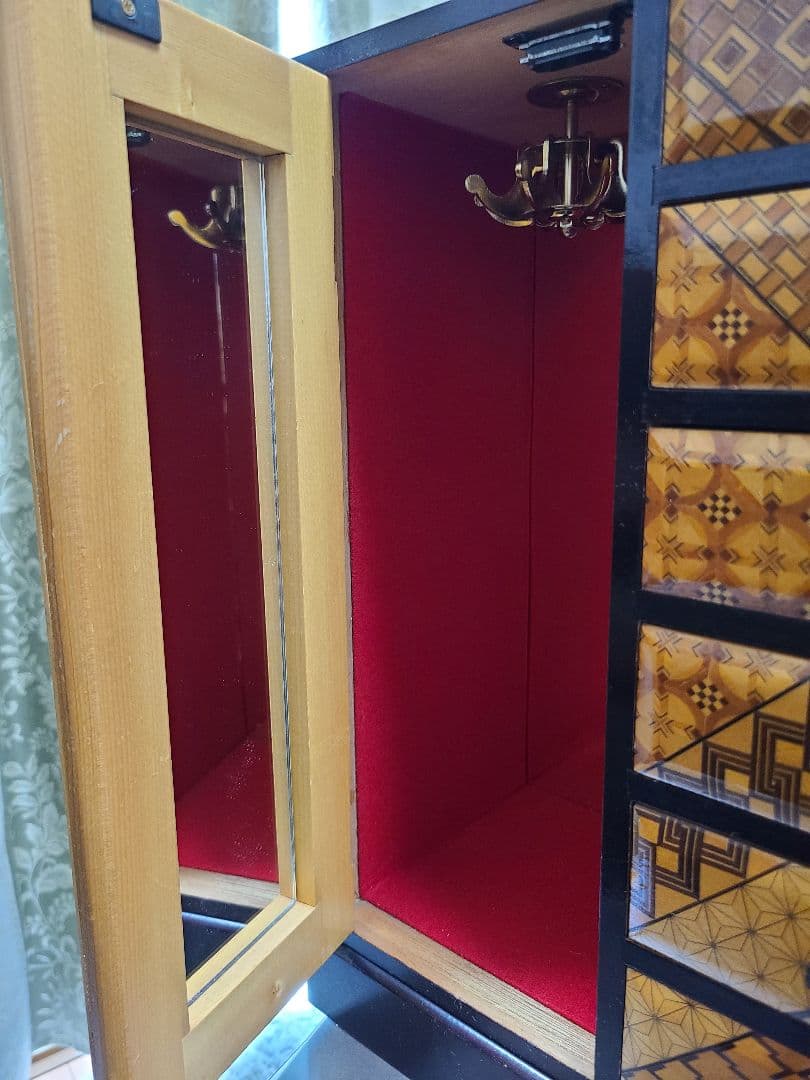 寄木細工　レトロなアクセサリー小物入れ　ミニタンス　特大寄木細工の鏡付き整理箪笥