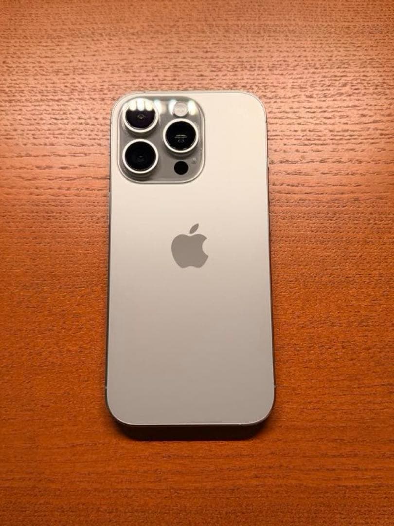 【極美品/純正ケース付き】iPhone 16 Pro 256GB SIMフリー