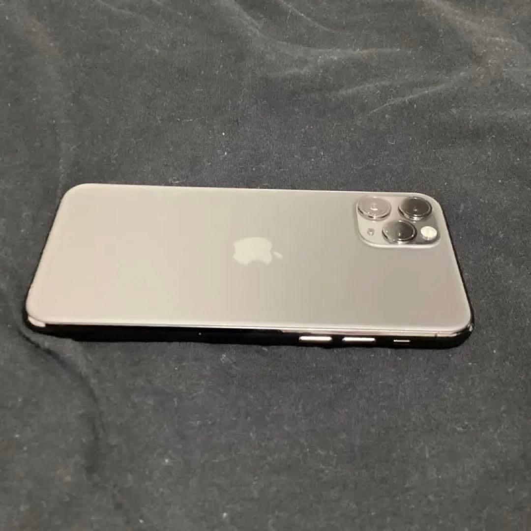 iPhone 11 Pro 256GB シルバー