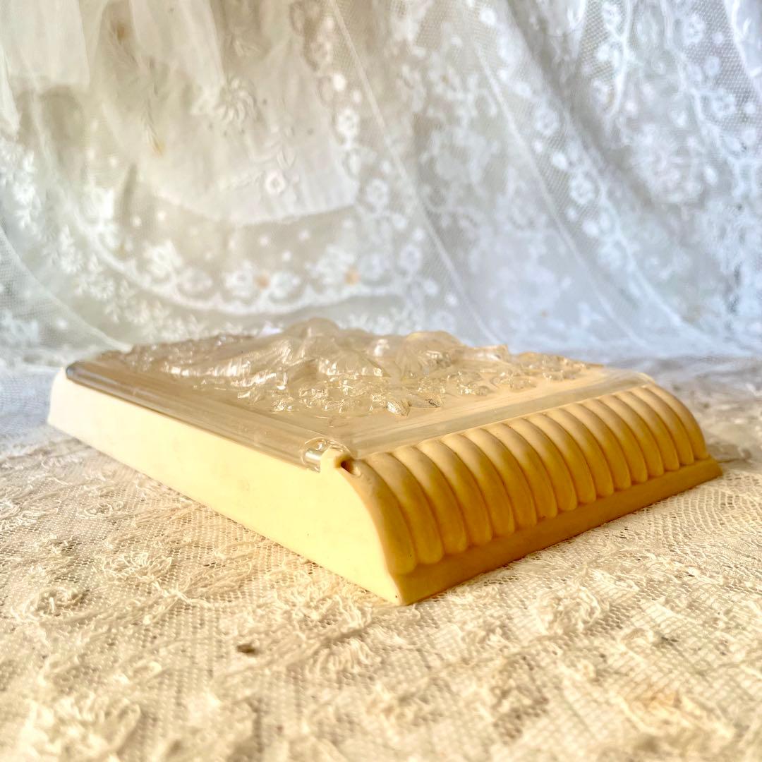 小鳥レリーフのメルスリーボックス　裁縫箱　フランスアンティークヴィンテージ