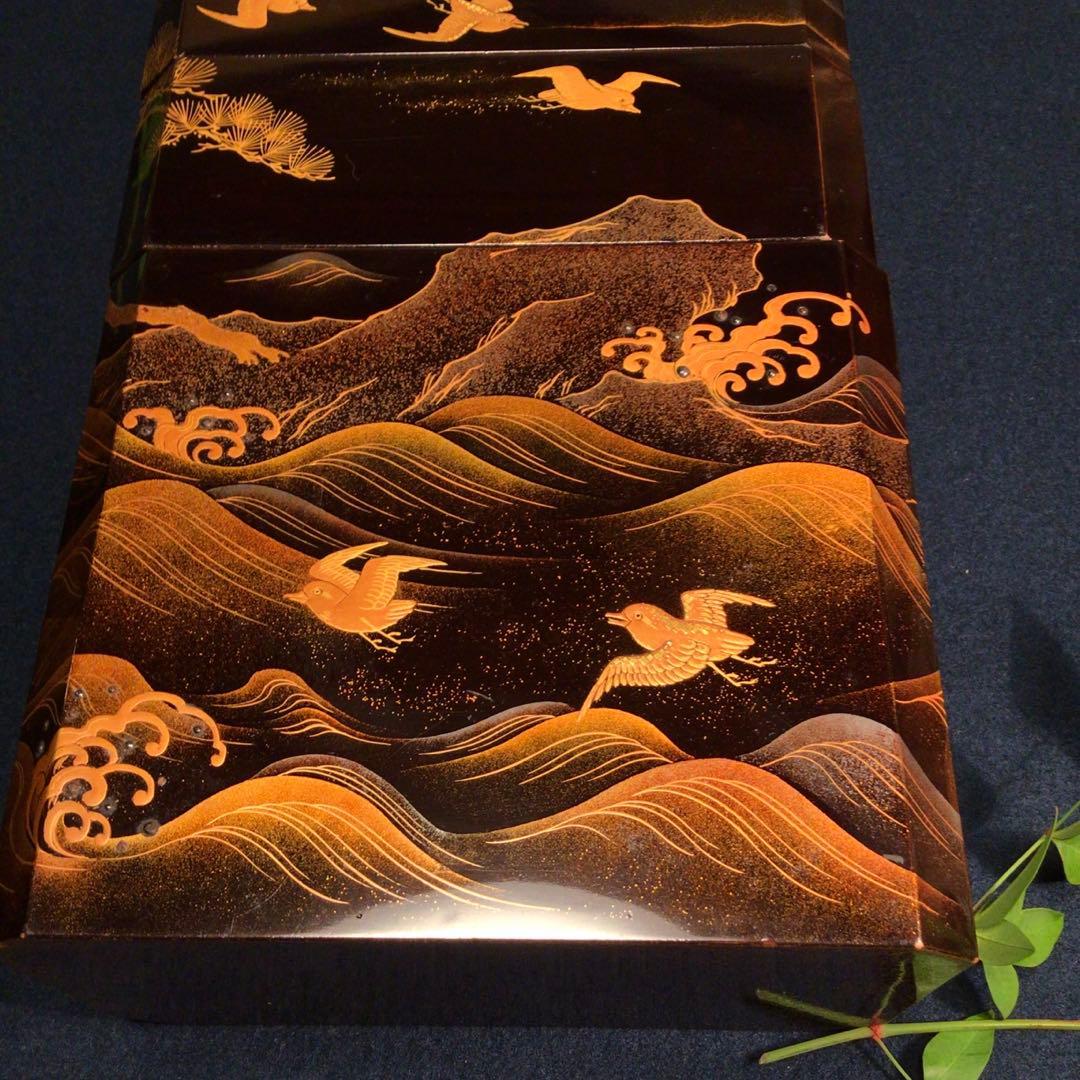 ❣️特別出品 輪島塗 肉合研出蒔絵　波に千鳥図 銀散し　野弁当 重箱