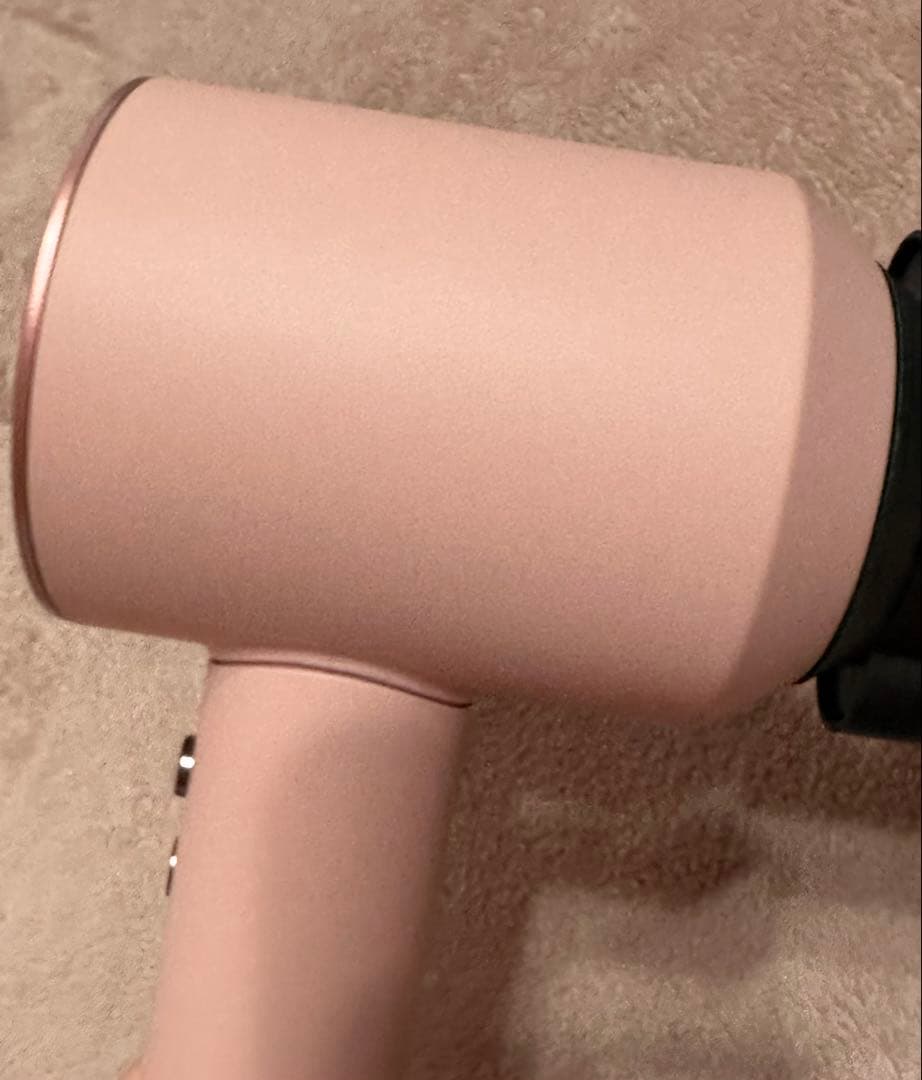 dyson ダイソン　ドライヤー　さくらロゼゴールド