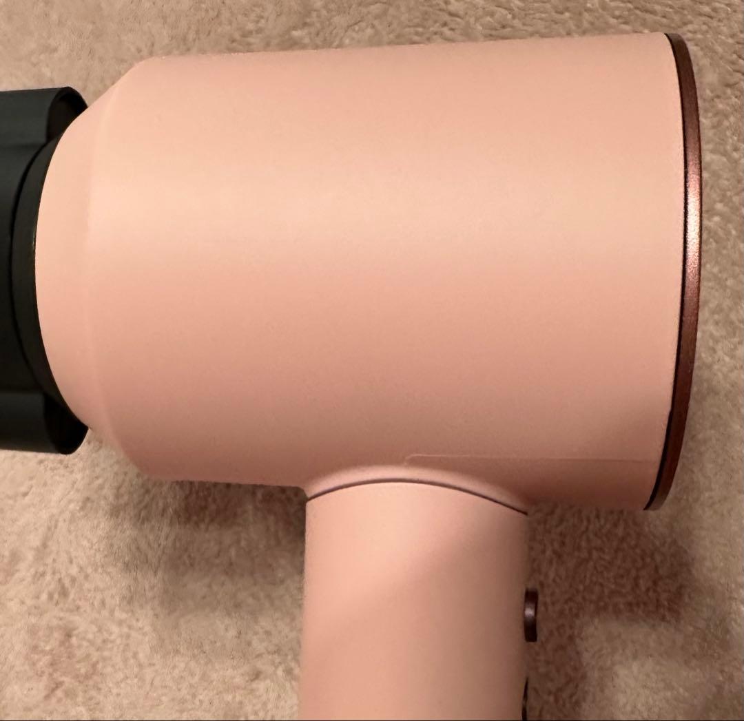 dyson ダイソン　ドライヤー　さくらロゼゴールド