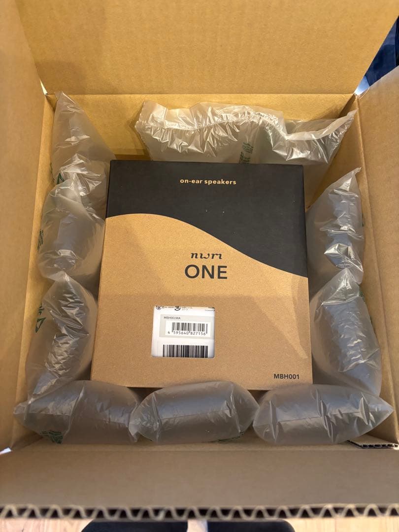 『値下げ』【新品未使用】nwmONE（MBH001WAライトグレイ）ヘッドホン