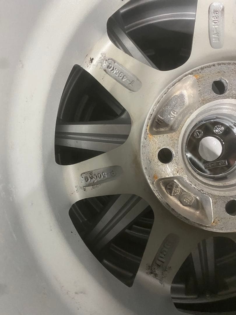 スタッドレス　4本セット　ホイール付き　13インチ プロボックス