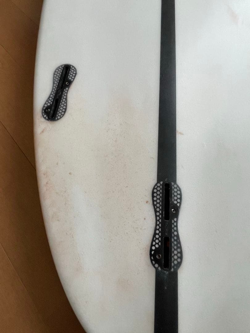 ファイヤーワイヤーGLAZER LFTフィン付き5.10 ボリューム38.6Ｌ