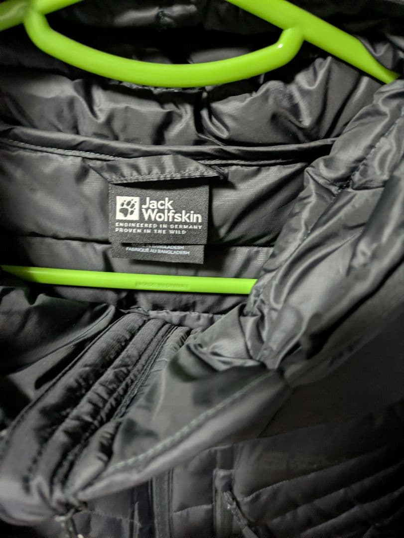 Jack Wolfskin ブラックダウンジャケット